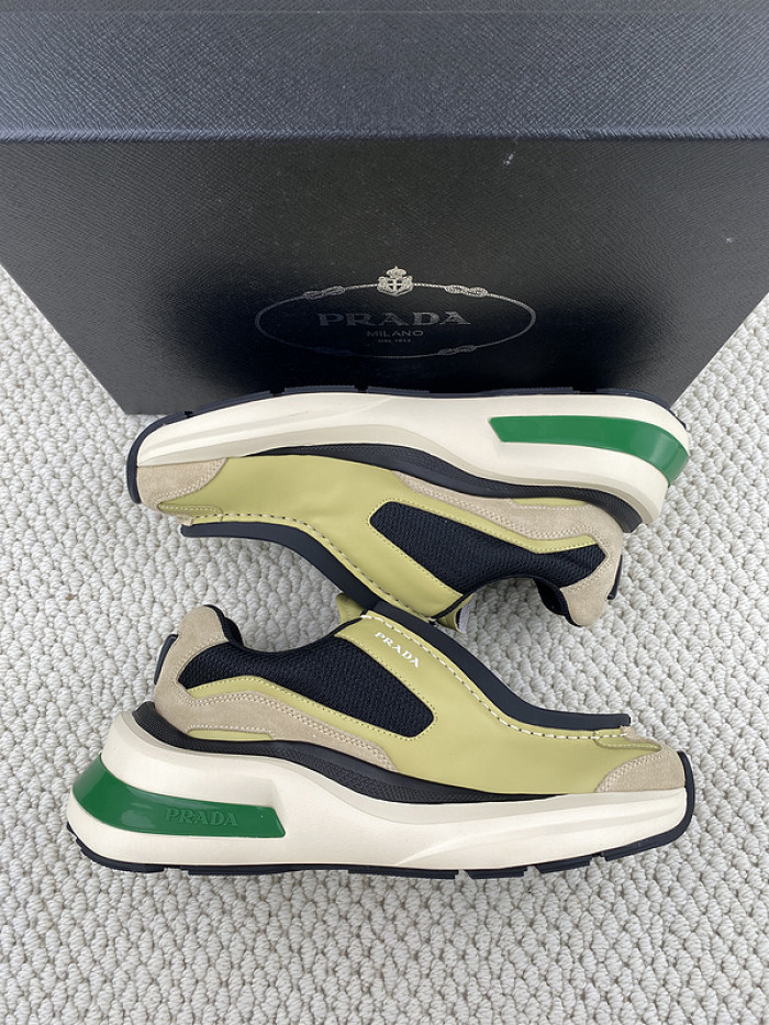 PRDA Sneaker
