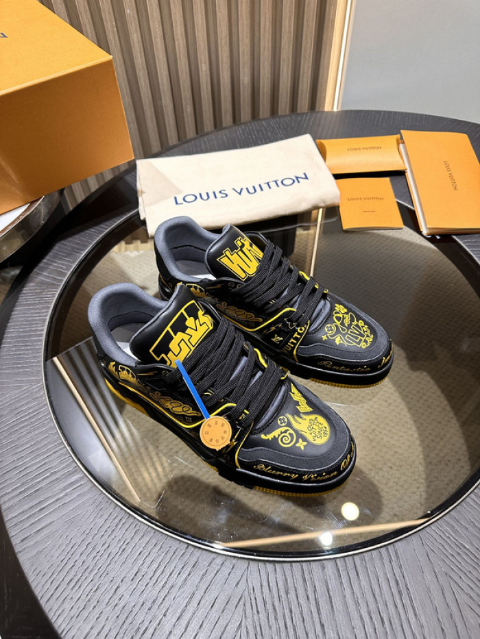 LUSV SNEAKERS