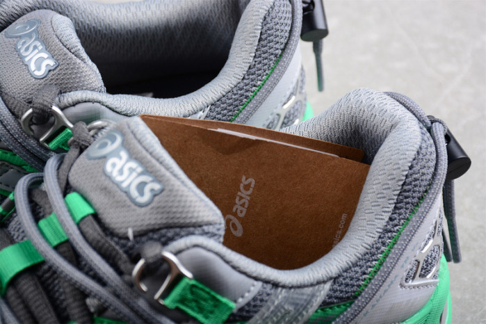 As*ic*s gel kahana tr v2 