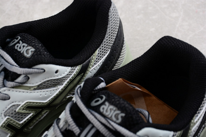 As*ic*s jog 100 s lightweight low tops non-slip gray green 1201a715-020