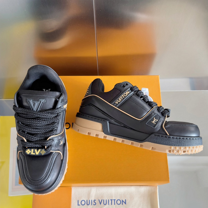 LUSV SNEAKERS