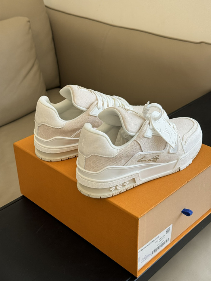 LUSV SNEAKERS