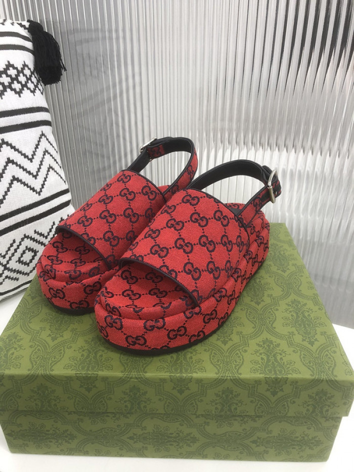 GCI GG Slide Sandal