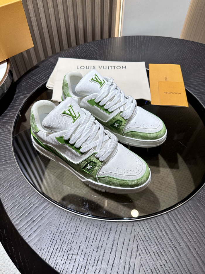 LUSV SNEAKERS