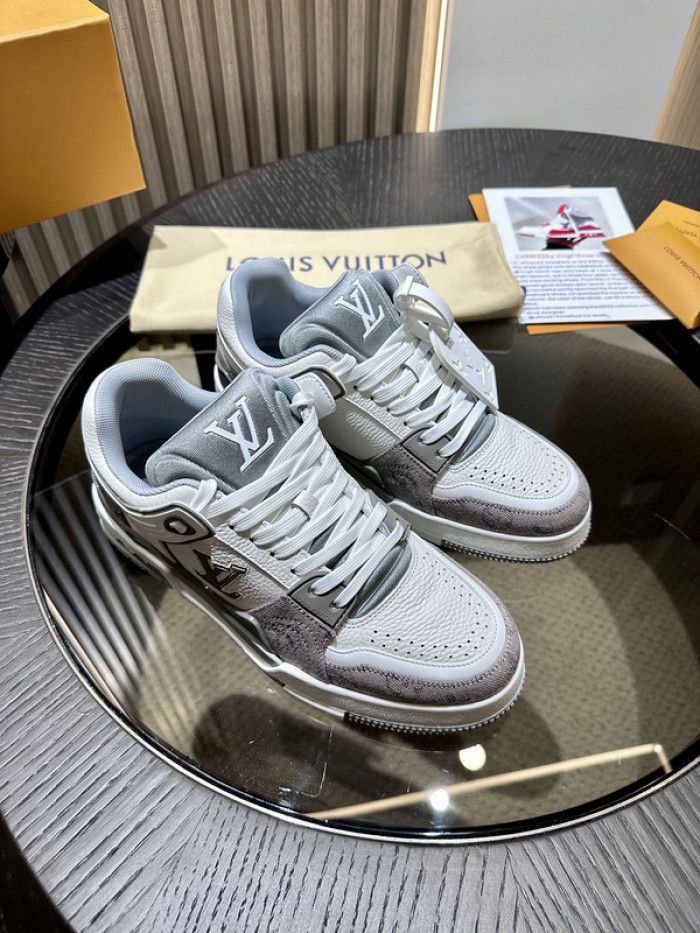 LUSV SNEAKERS