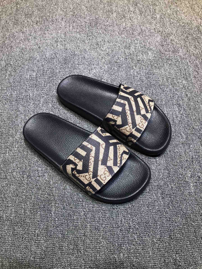GCI GG Slide Sandal