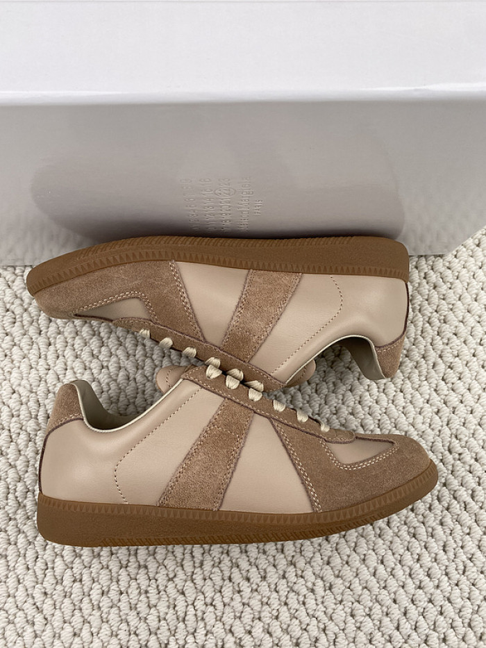 ma*s*n Ma*i*la sneaker