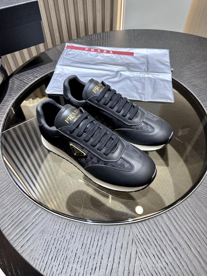 PRDA Sneaker