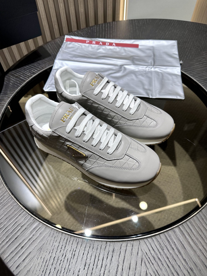 PRDA Sneaker