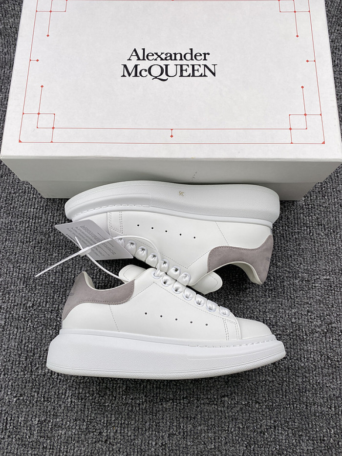 ALEXMQ Sneakers