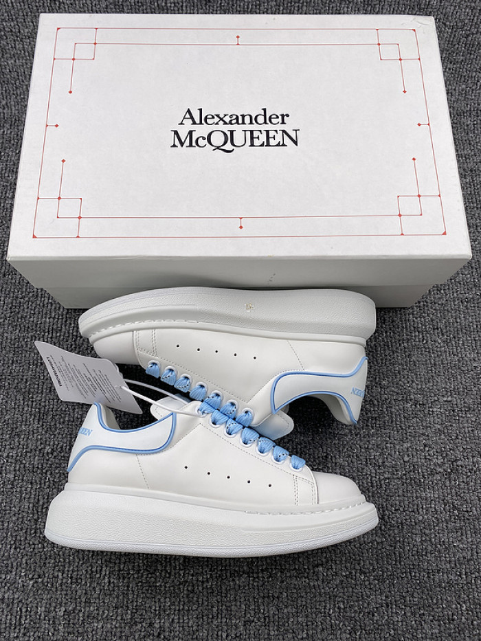 ALEXMQ Sneakers