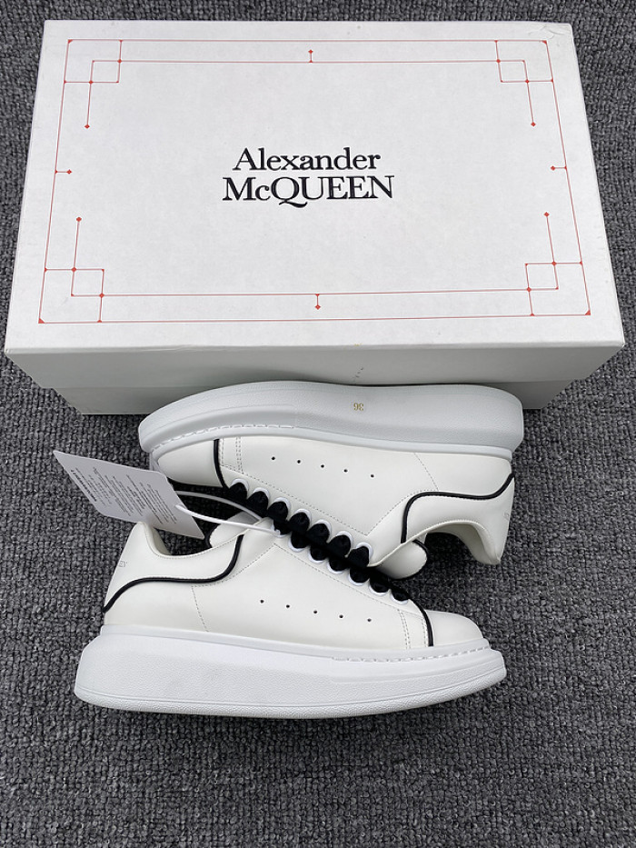 ALEXMQ Sneakers