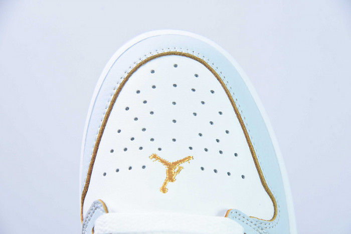 Wmns Air Jordan 1 Low SE 