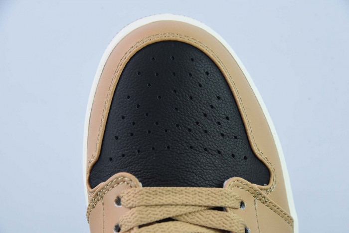 Air Jordan 1 Low WMNS "Desert" DV0774-201