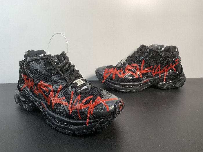 BALCIA RUNNER SNEAKER