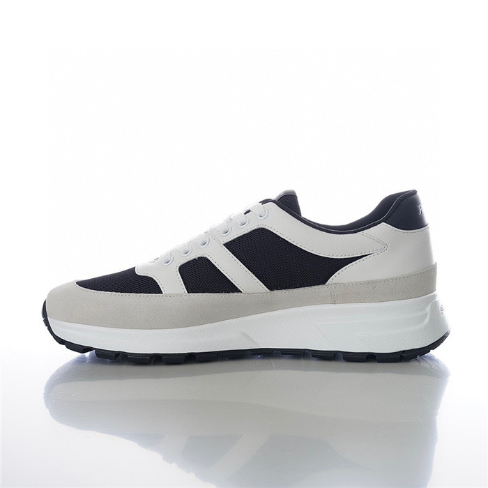 PRDA Sneaker