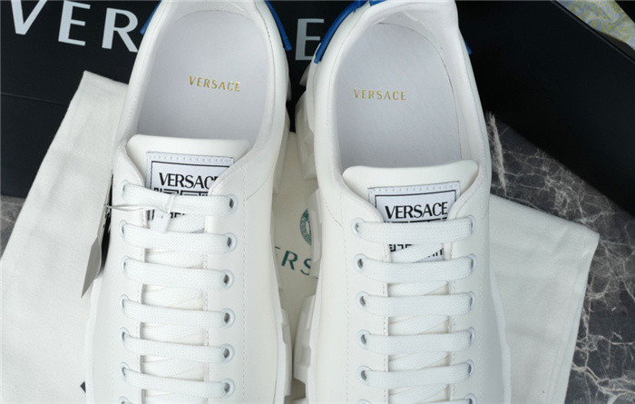 VRCE Sneaker