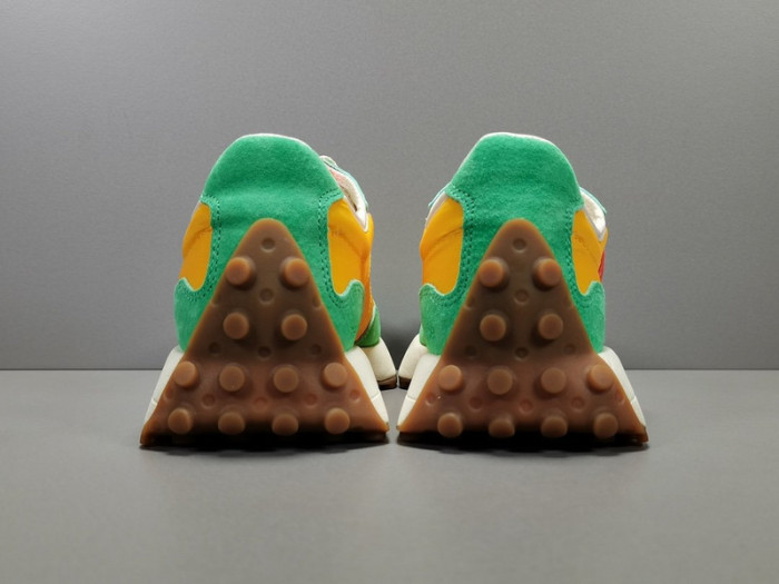 New Balance Size? x 327 