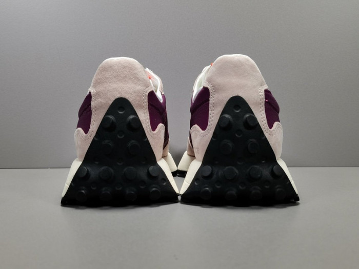 New Balance Size? x 327 