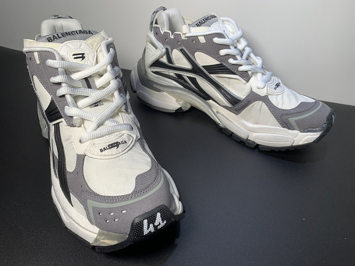 BALCIA RUNNER SNEAKER