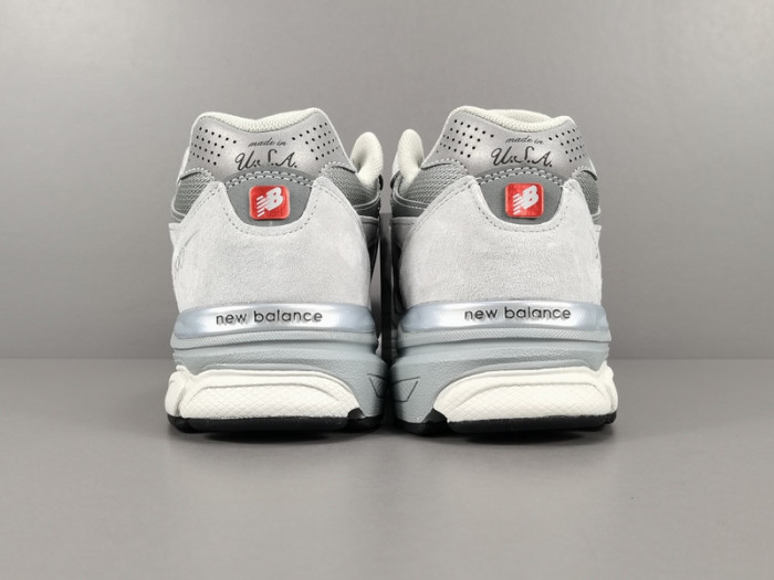 New Balance 990 V3 U990GY3