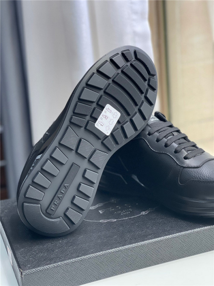 PRDA Sneaker