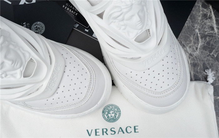 VRCE Sneaker