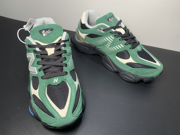 New Balance 9060 Team Forest Green U9060VRA