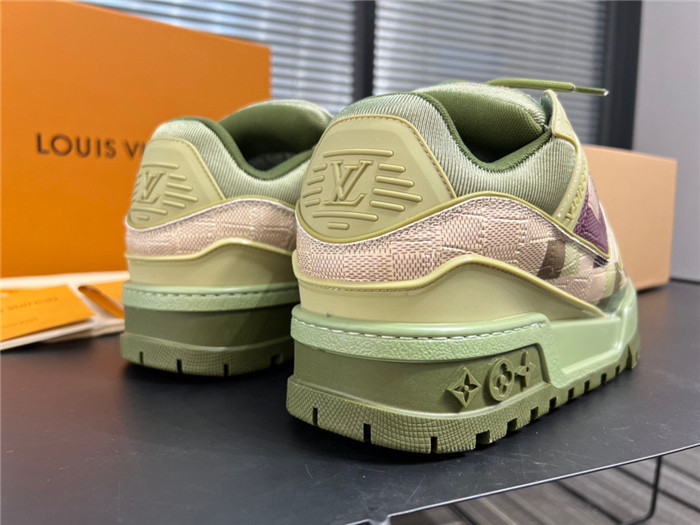 LUSV SNEAKERS