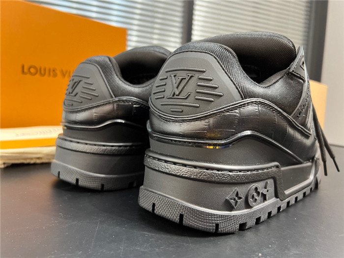 LUSV SNEAKERS
