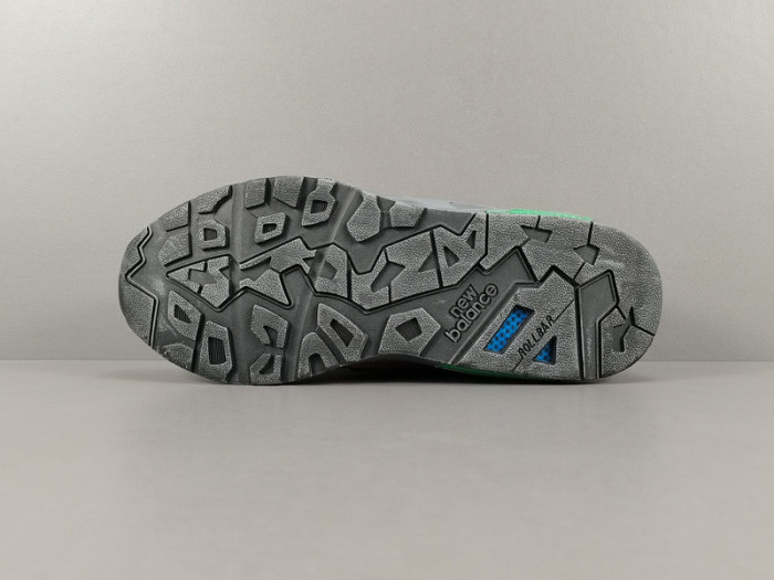 New Balance 580 Beef and Broccoli - MT580RTB