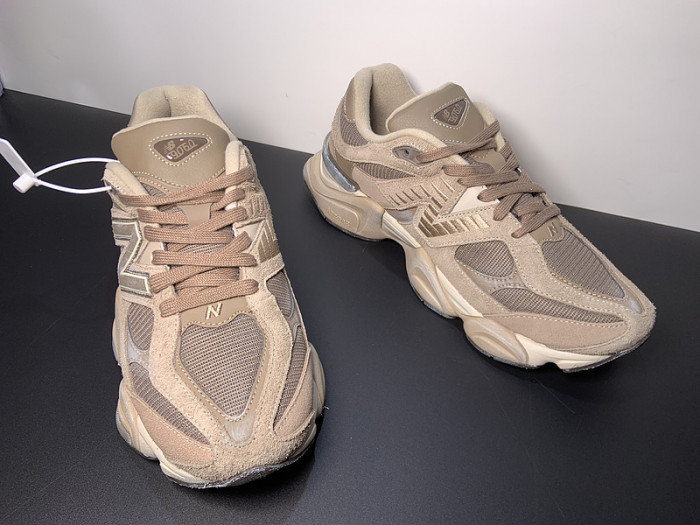 New Balance 9060 Mushroom Men