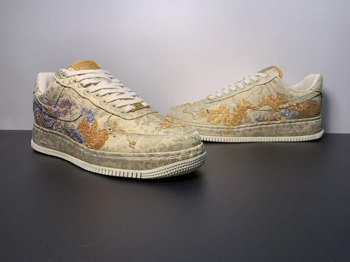 NIKE AIR FORCE 1 LOW 07 