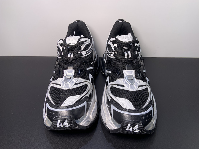 BALCIA RUNNER SNEAKER