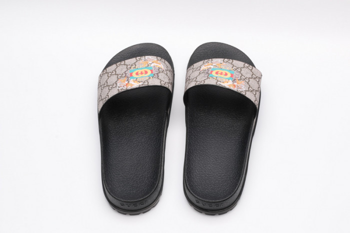 GCI GG Slide Sandal
