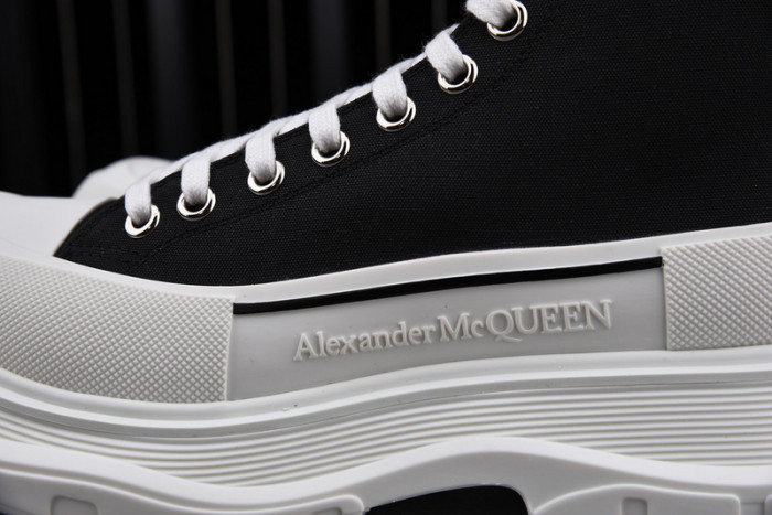 ALEXMQ Sneakers
