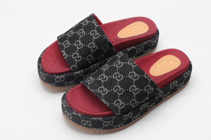 GCI GG Slide Sandal