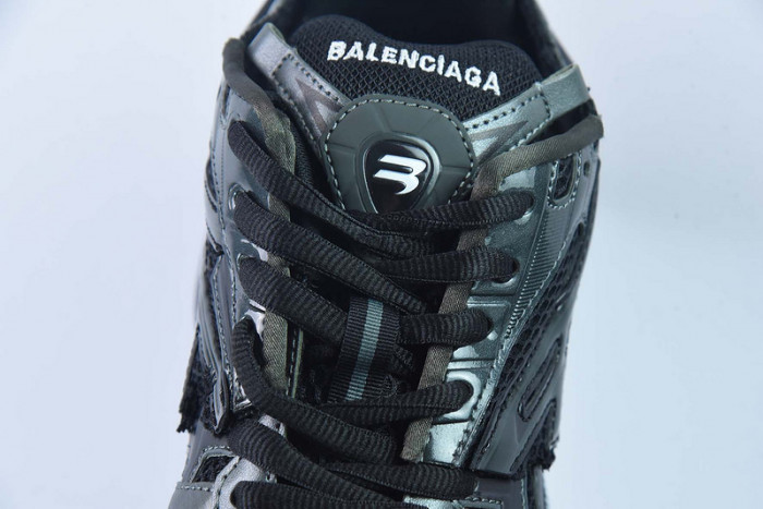 BALCIA RUNNER SNEAKER