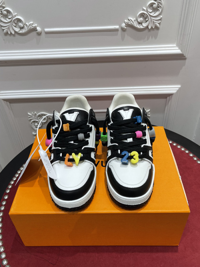 LUSV SNEAKERS