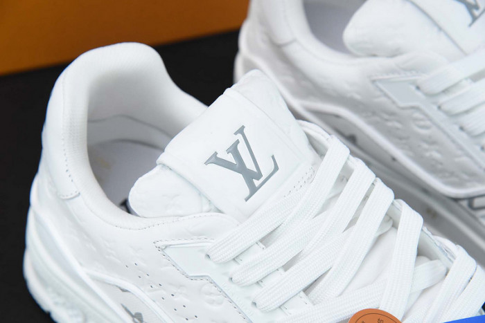 LUSV SNEAKERS