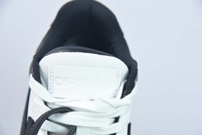 OFW C/O VIRGIL ABLOH Out Of Office OOO Low Tops