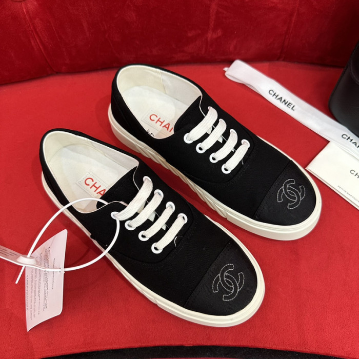 CHNL Sneaker