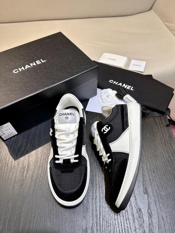 CHNL Sneaker