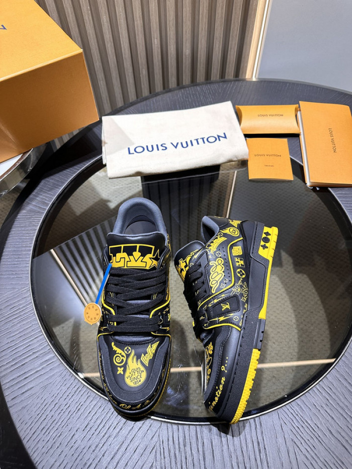 LUSV SNEAKERS
