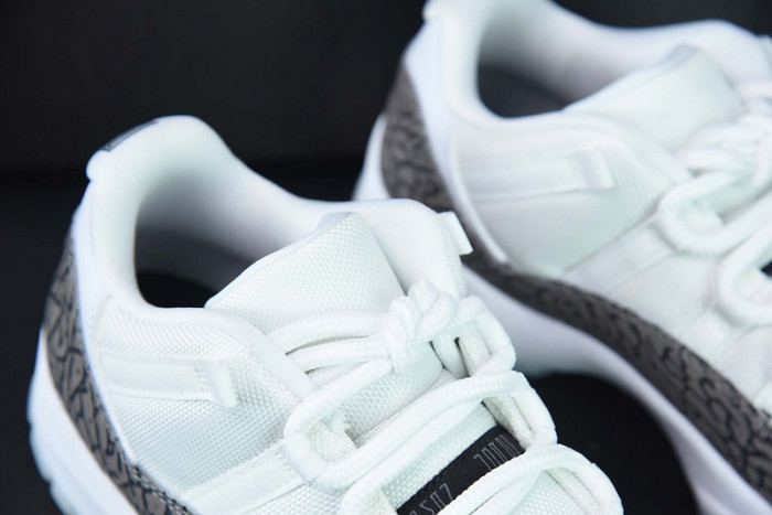 Air Jordan 11 Retro Low 