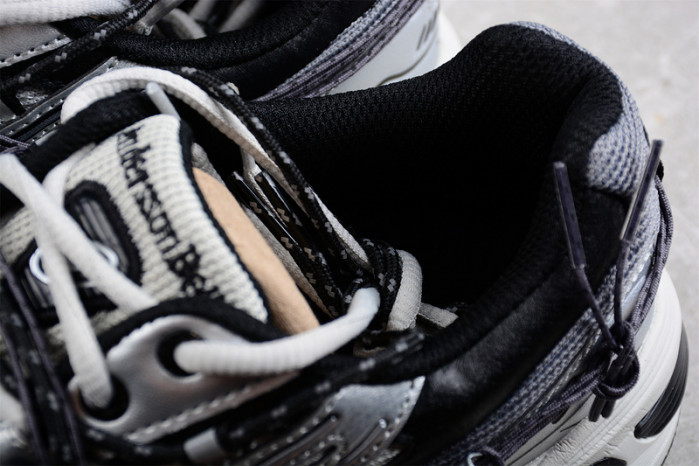 As*ic*s andersson bell x gel 1090 