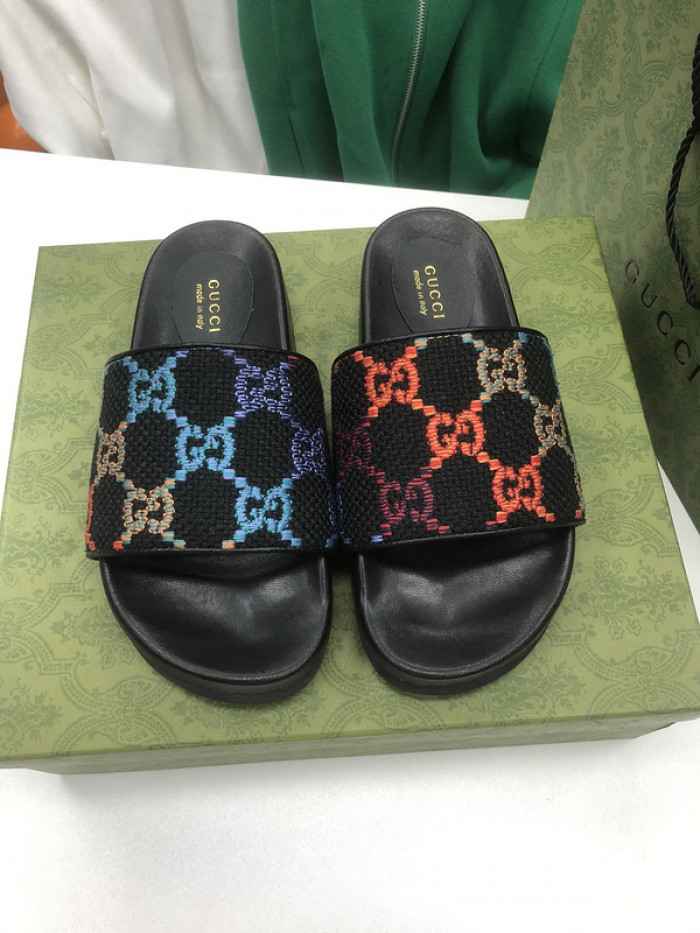 GCI GG Slide Sandal