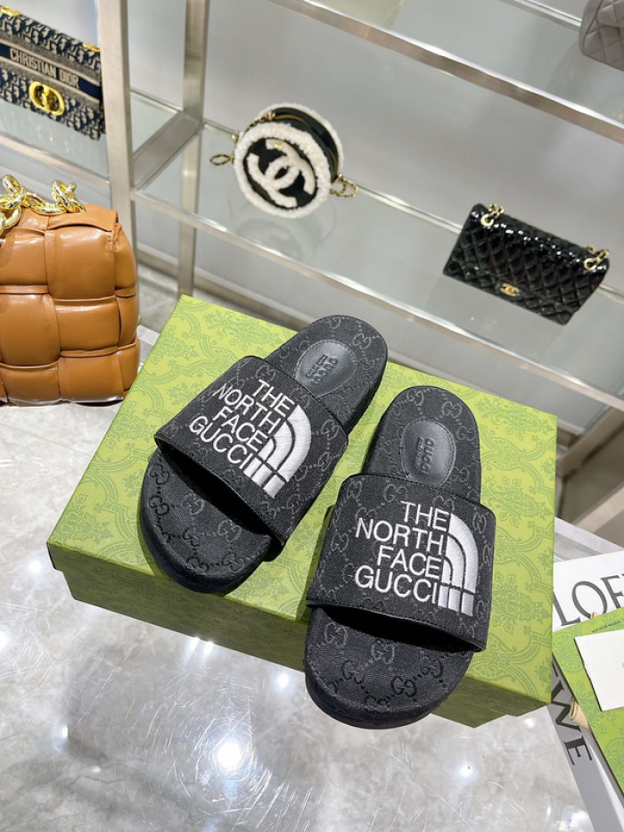 GCI GG Slide Sandal