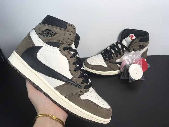 Travis Scott x Air Jordan 1 Retro High OG 