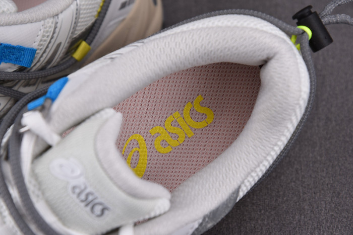 As*ic*s gel kahana tr v2 